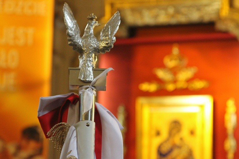 Poświęcenie tablicy wołyńskiej w Płocku