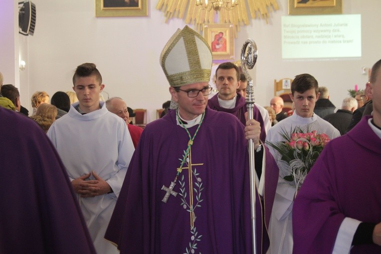 Symboliczny grób biskupów męczenników w Działdowie