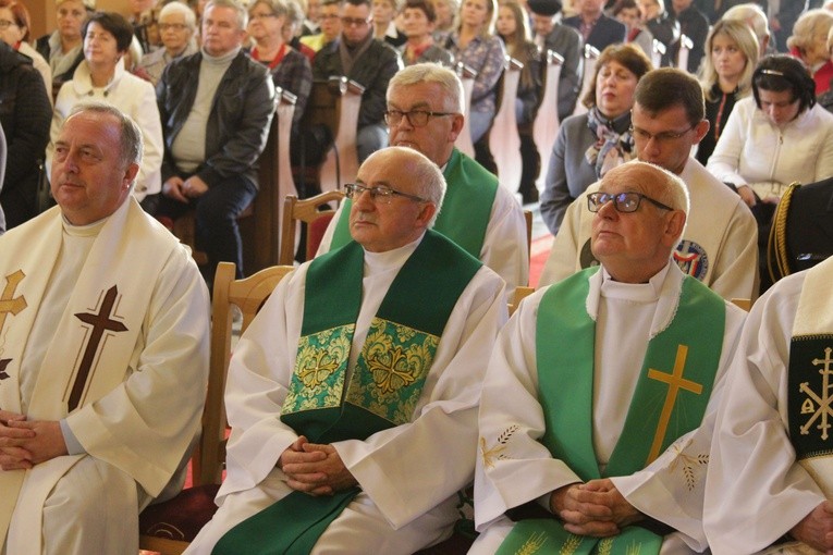Byli alumni-żołnierze w Pomiechowie