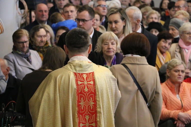 Płock. Święto Miłosierdzia w sanktuarium - cz. 2