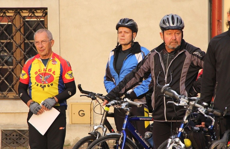 Rowerami na Jasną Górę