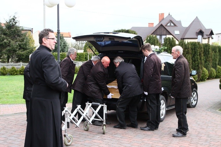 Ceremonia pochówku brata Franciszka Wieczorka