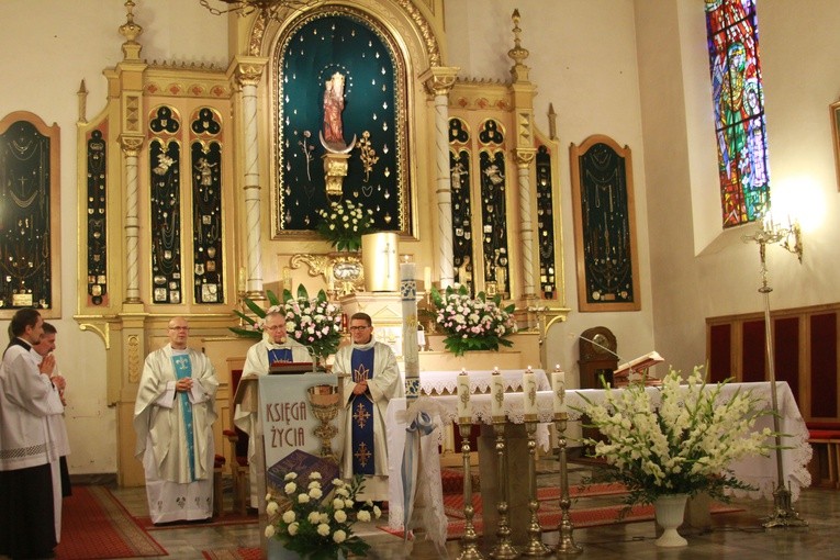 Różaniec do Granic w diecezji