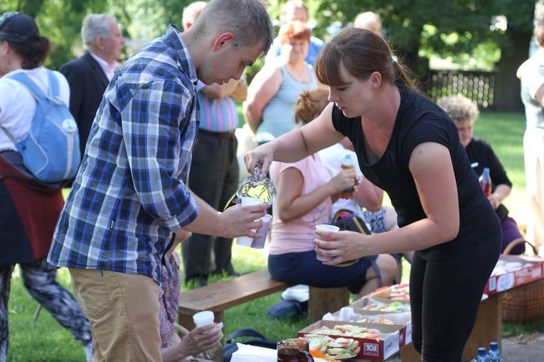 Pielgrzymka do Niepokalanowa. Rębowo