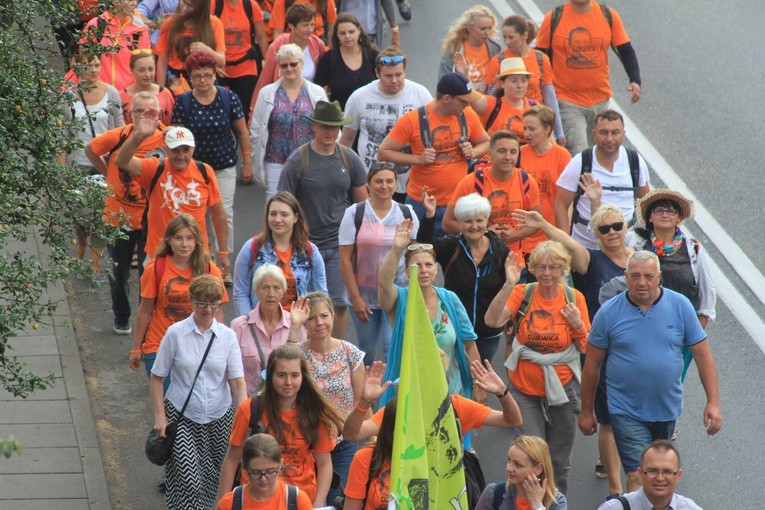 Wyjście pielgrzymki. Część 2