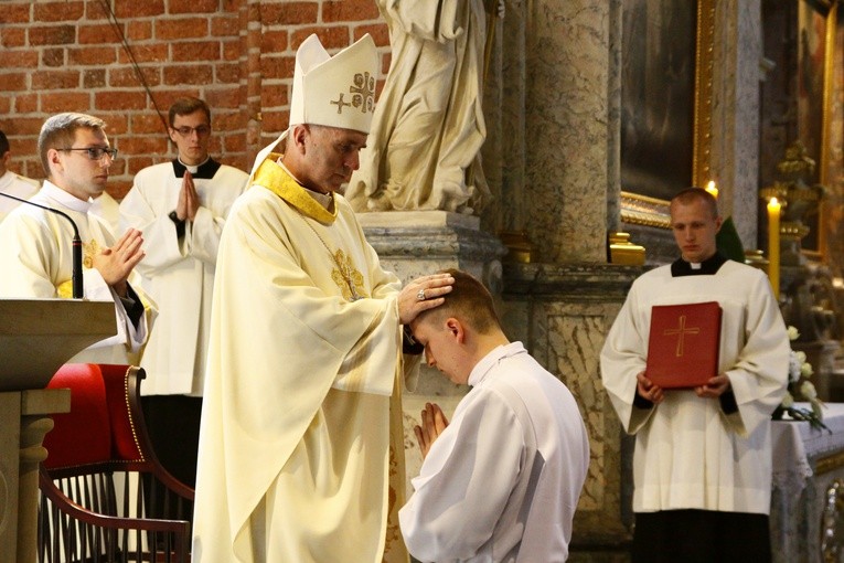 Święcenia diakonatu w Rudach