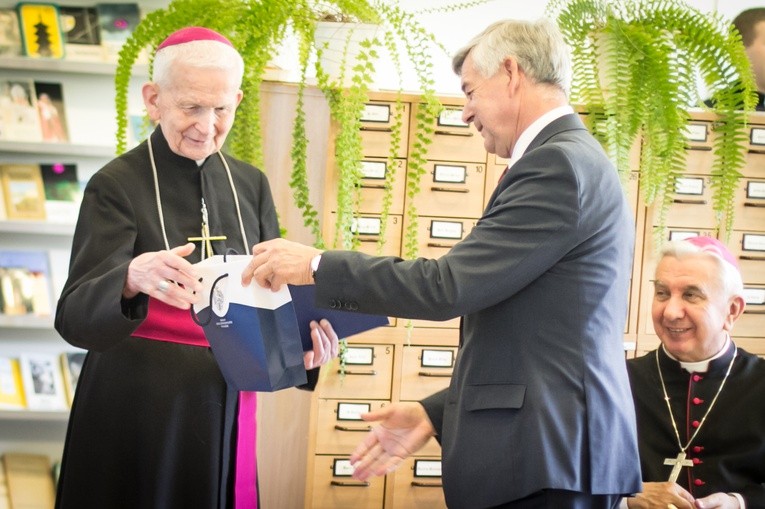Wystawa o bp. Julianie Wojtkowskim