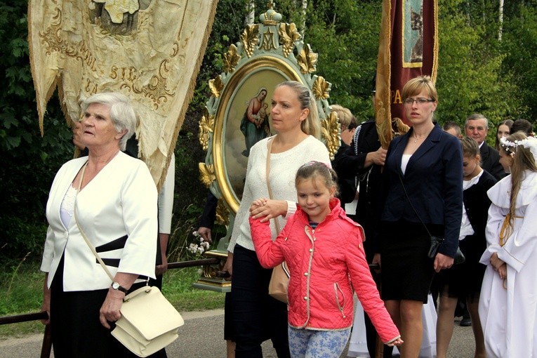 Żmijewo. Nawiedzenie w parafii pw. Matki Bożej Szkaplerznej