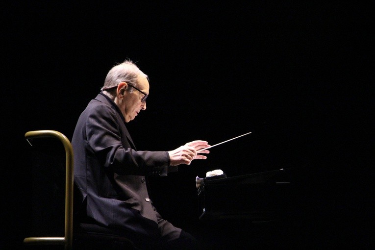 Jest autorem ponad 500 ścieżek dźwiękowych i kompozytorem stu utworów symfonicznych