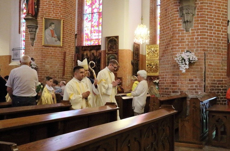 Święcenia diakonatu