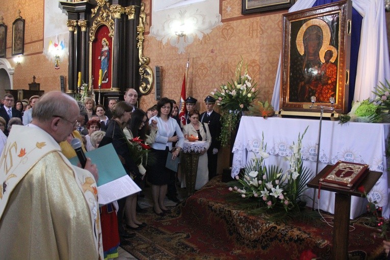 Dobrzyń n. Wisłą. Nawiedzenie w parafii pw. Wniebowzięcia NMP