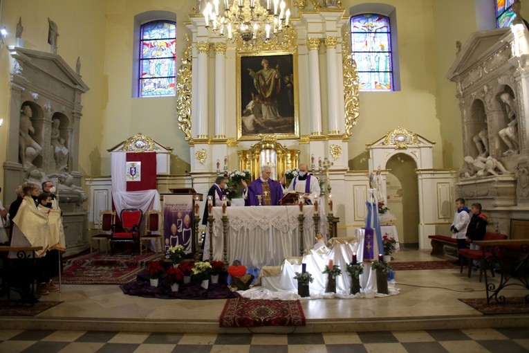 Drobin. Poświęcenie odnowionego wnętrza kościoła