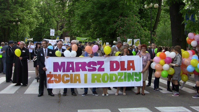 Marsz dla Życia i Rodziny w Ciechanowie 2015