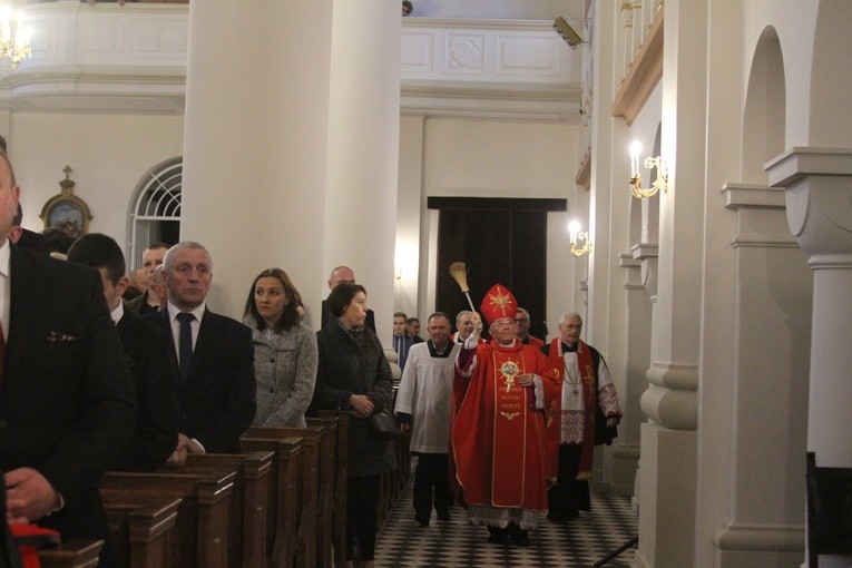 Uroczystość w Wieczfni Kościelnej