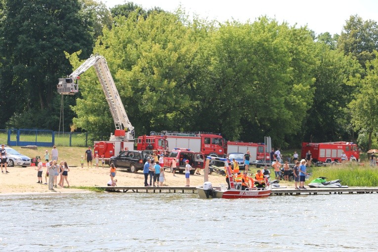 Piknik "Bezpiecznie nad wodą"