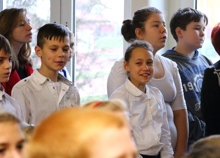 Symbole ŚDM - Stowarzyszenie Przyjaciół Szkół Katolickich