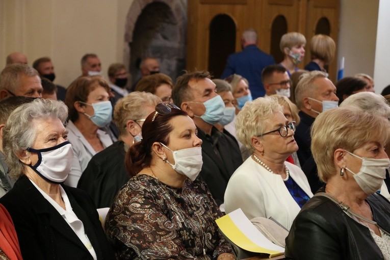 Czerwińsk. 50. rocznica koronacji obrazu Matki Bożej, cz. I