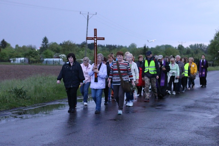 II Nocna Pielgrzymka z Modlina do Czerwińska