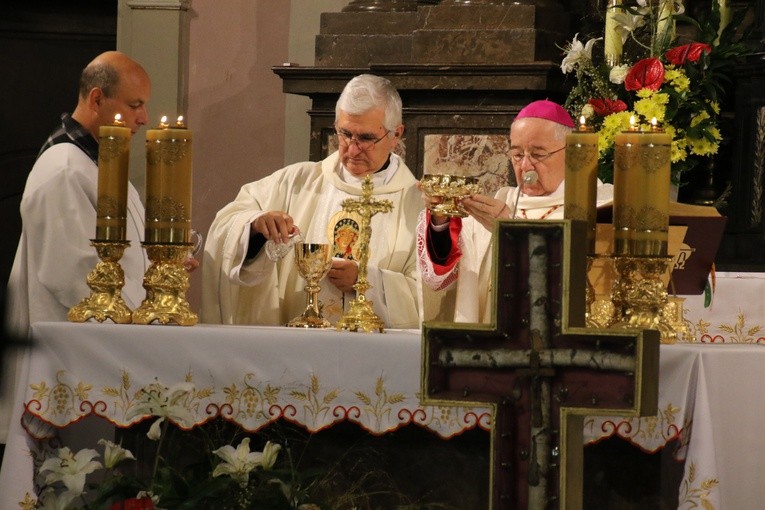 Płock. Wyjście pielgrzymki do Skępego