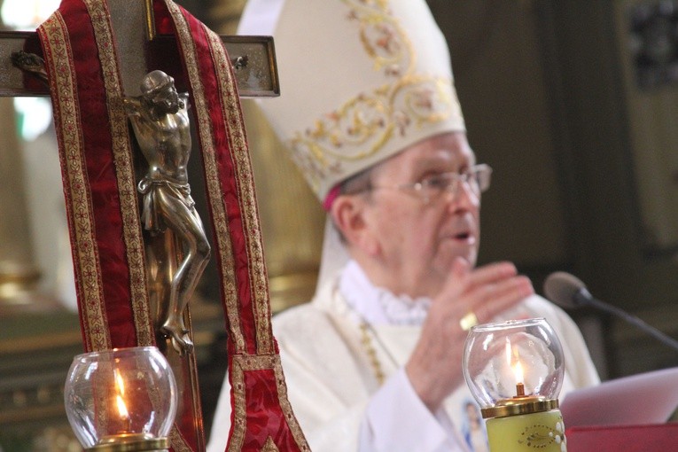 Abp Henryk Muszyński w Skępem