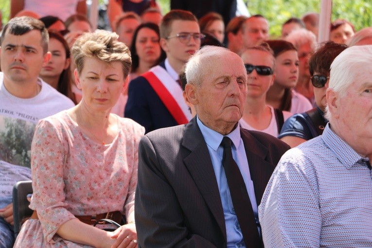 Popowo Borowe. Uroczystości upamiętniające żołnierzy NZW