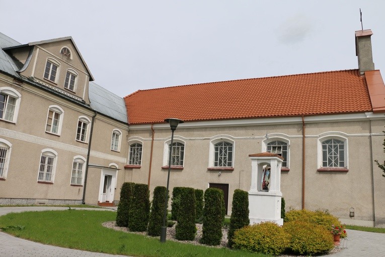 Przasnysz. Poświęcenie relikwiarzy