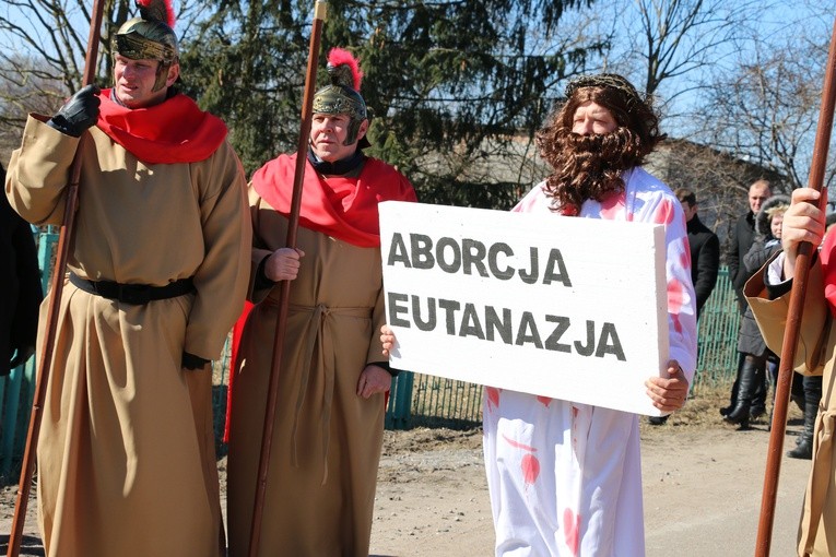 Droga Krzyżowa w Bogatem