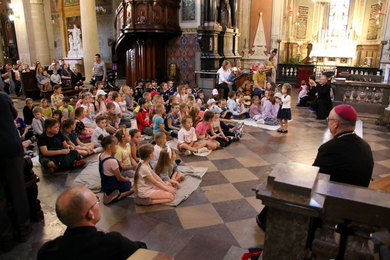 Płock. Święto rodziny - Dzień Dziecka