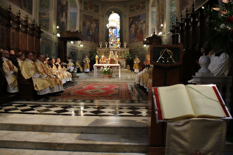 Święcenia kapłańskie w Płocku. Część I