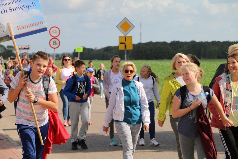 Rostkowo. Pielgrzymka dzieci (część II)
