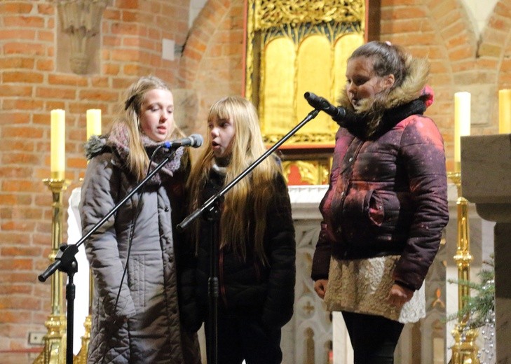 Koncert laureatów IV Międzyszkolnego Konkursu Kolęd i Pastorałek