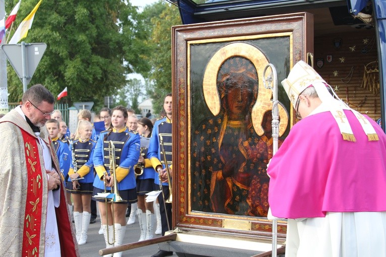 Kurowo. Nawiedzenie w parafii świętych apostołów Piotra i Pawła