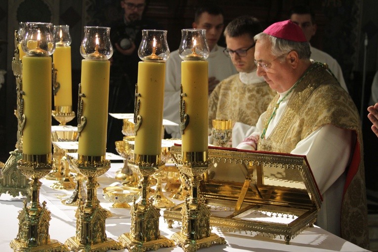 Episkopat w Płocku. Msza w katedrze