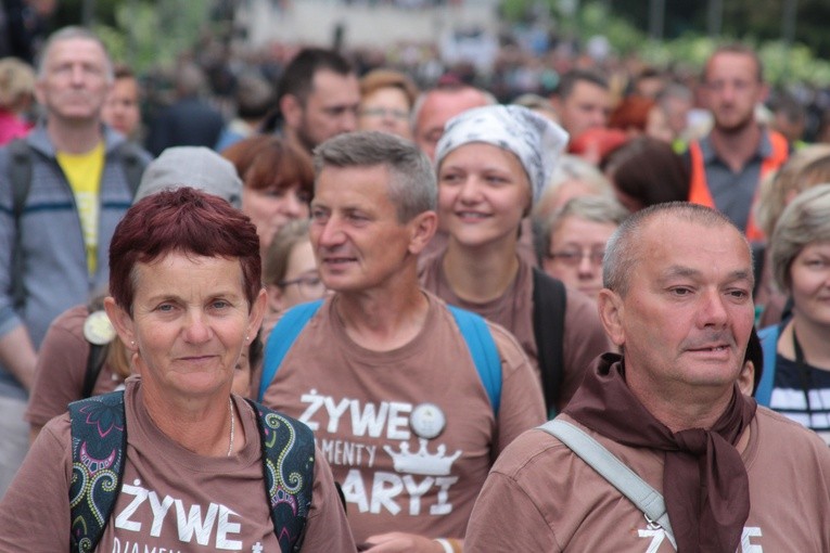 Pielgrzymka. Jasna Góra (część 1)