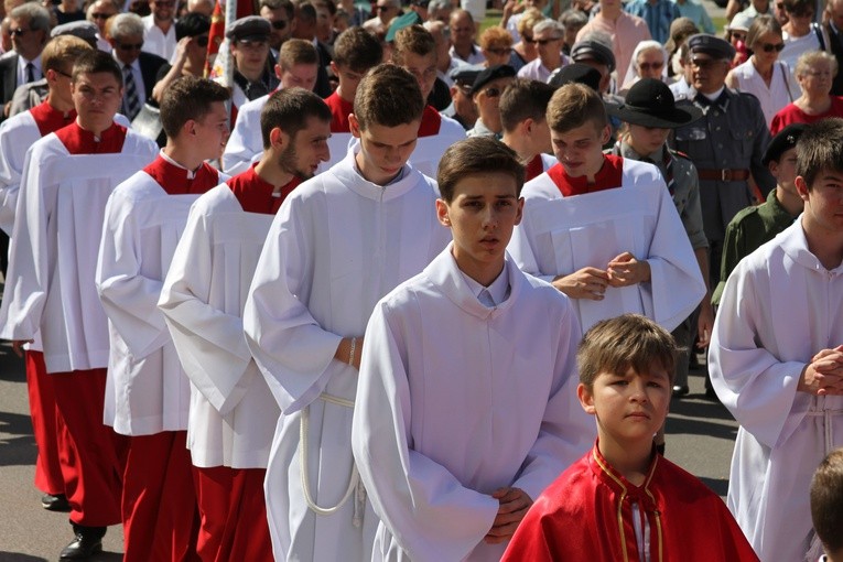 Diecezjalne dziękczynienie za chrzest Polski. 1