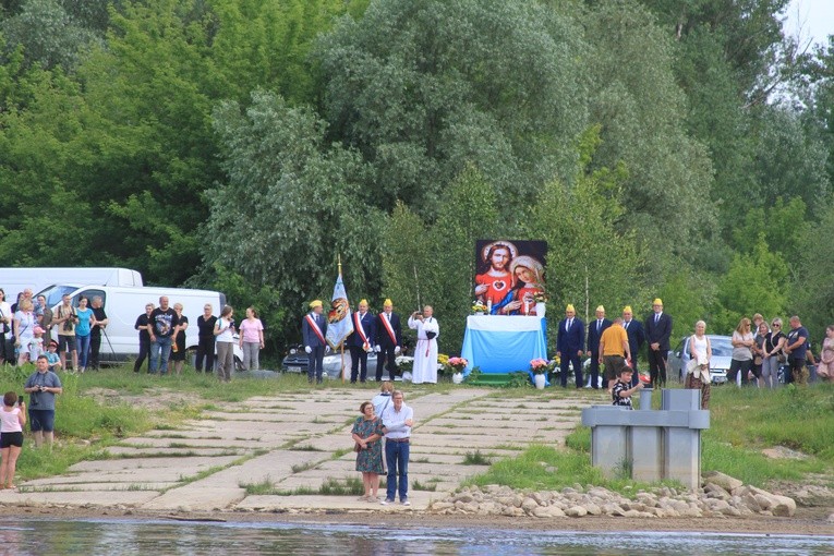 Wiślana procesja eucharystyczna. Cz. 2