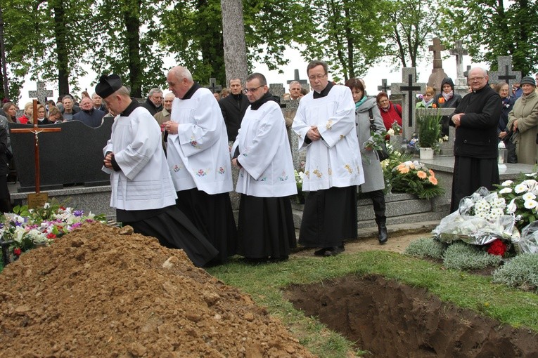Pogrzeb ks. Jana Augustynowicza