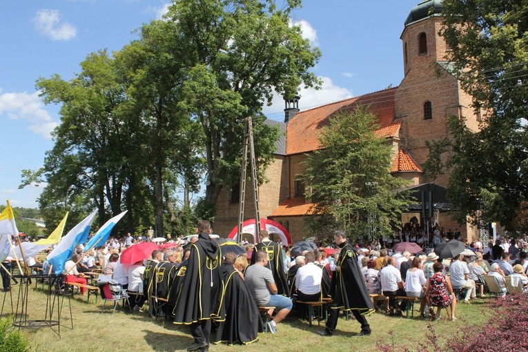 Koronacja w Smardzewie. Część III