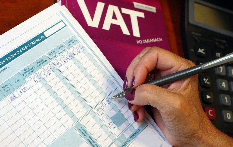 Jak długo poczekamy na niższe stawki VAT?