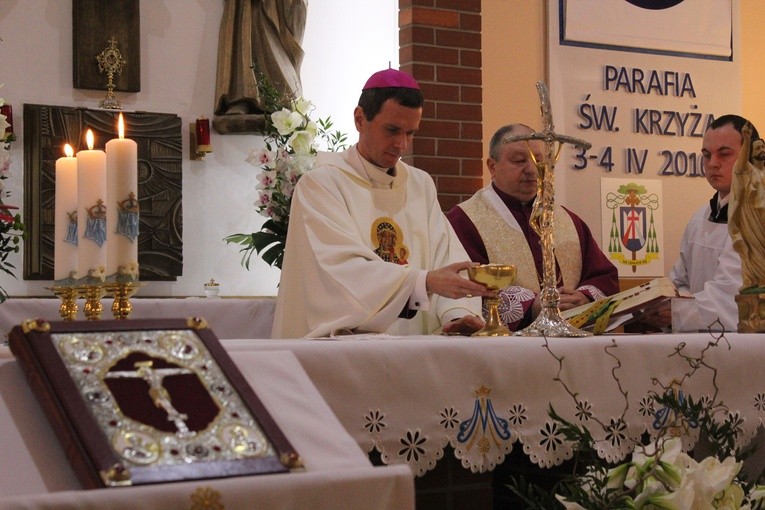 Płock. Nawiedzenie w parafii św. Krzyża