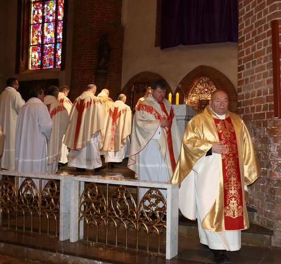 Powrócić do daru święceń