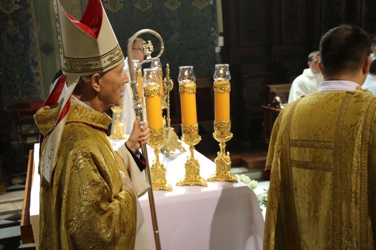 Płock. Święcenia kapłańskie - cz. 2