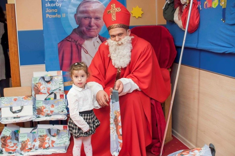 Święty Mikołaj w przedszkolu bł. Franciszki