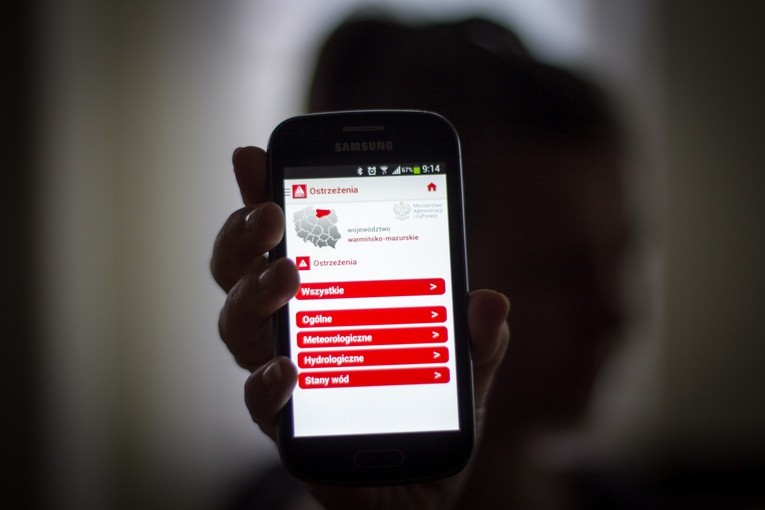 Nowy wirus atakuje smartfony