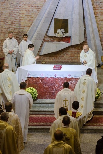 Symbole ŚDM - parafia św. Jerzego