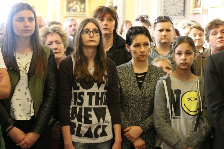 Ruże. Nawiedzenie w parafii świętych Apostołów Piotra i Pawła