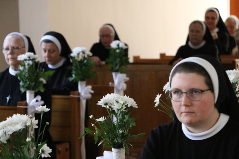 Obłóczyny u sióstr pasjonistek