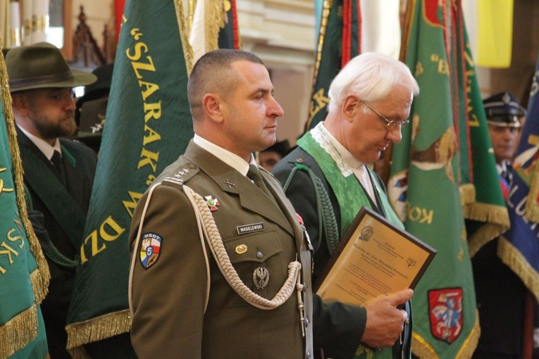 Myśliwi w Malużynie