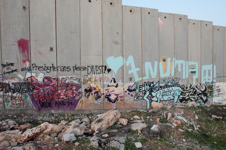 Czy ten mur stanie się niebawem aństwową granicą?