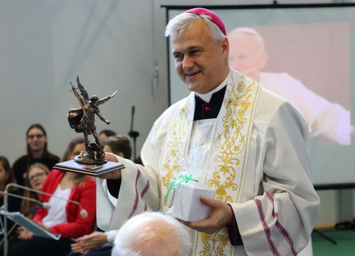 Poświęcenie budynków w ZS Katolickich w Malborku